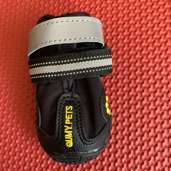 COPY - NWT🍀QUMY Dog Waterproof Shoes withReflective Strips Rugged Anti-Slip Sol… - Picture 8 of 13